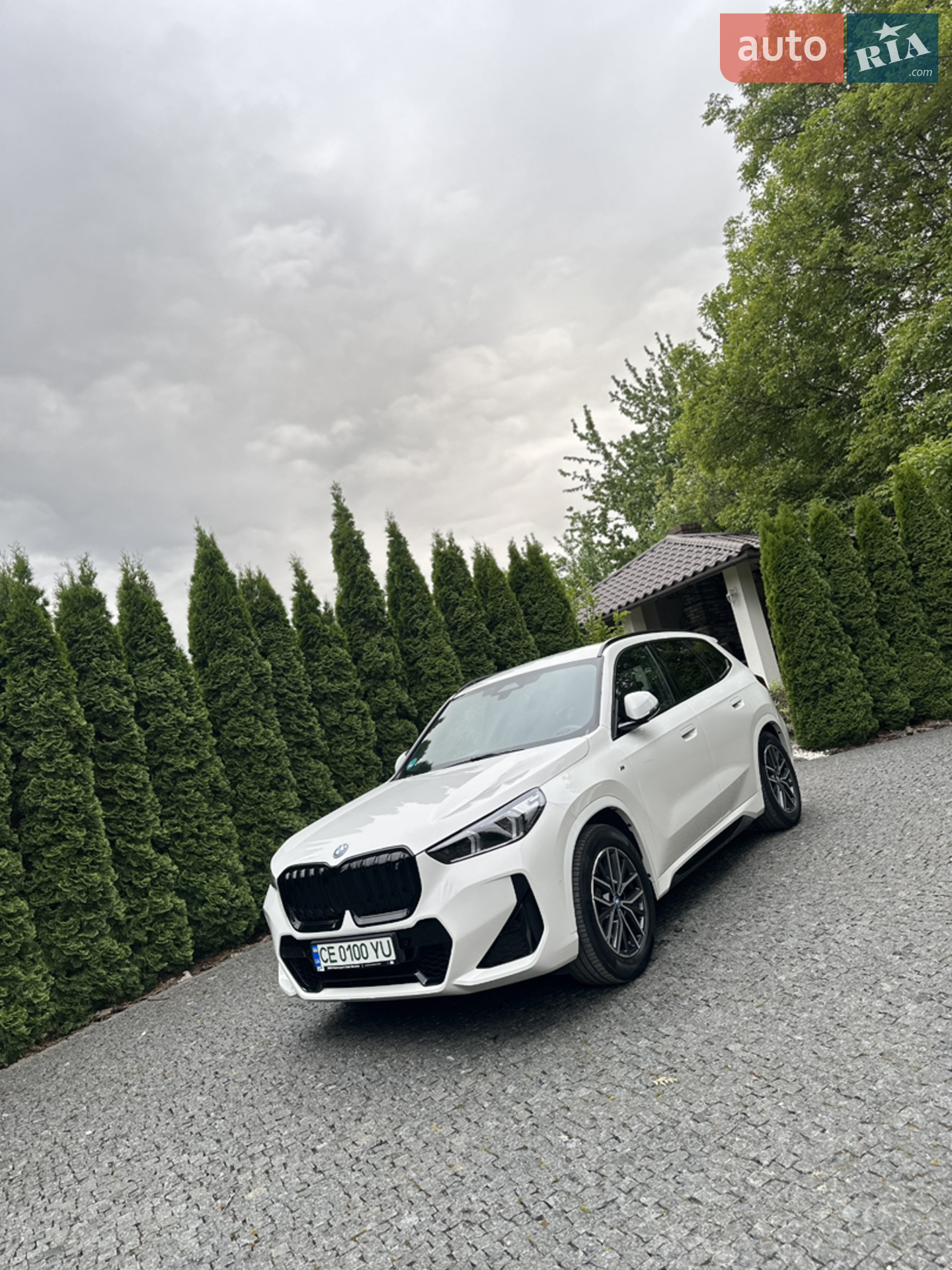 2023 BMW iX1 - мініатюра 11