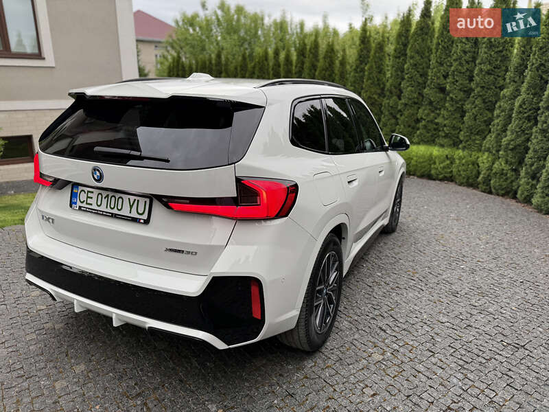 Внедорожник / Кроссовер BMW iX1 2023 в Черновцах