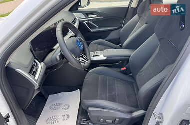 Внедорожник / Кроссовер BMW iX1 2024 в 