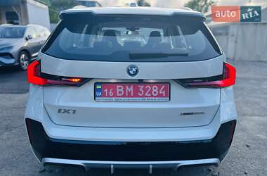 Внедорожник / Кроссовер BMW iX1 2025 в 