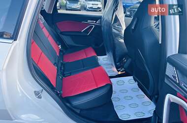 Внедорожник / Кроссовер BMW iX1 2025 в 