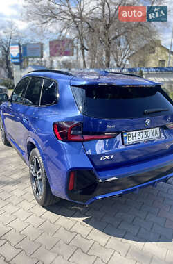 Внедорожник / Кроссовер BMW iX1 2023 в 