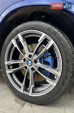 Внедорожник / Кроссовер BMW iX1 2023 в 