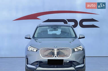 Внедорожник / Кроссовер BMW iX1 2023 в 