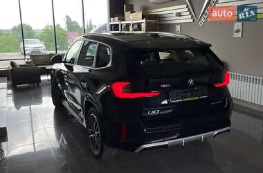 Внедорожник / Кроссовер BMW iX1 2025 в 