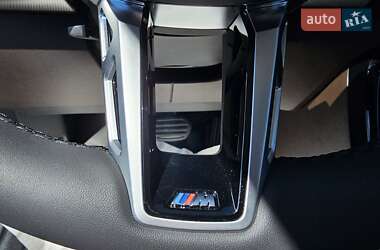 Позашляховик / Кросовер BMW iX1 2025 в 