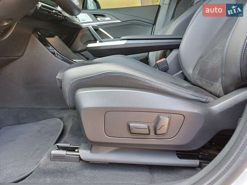 Позашляховик / Кросовер BMW iX1 2024 в Києві