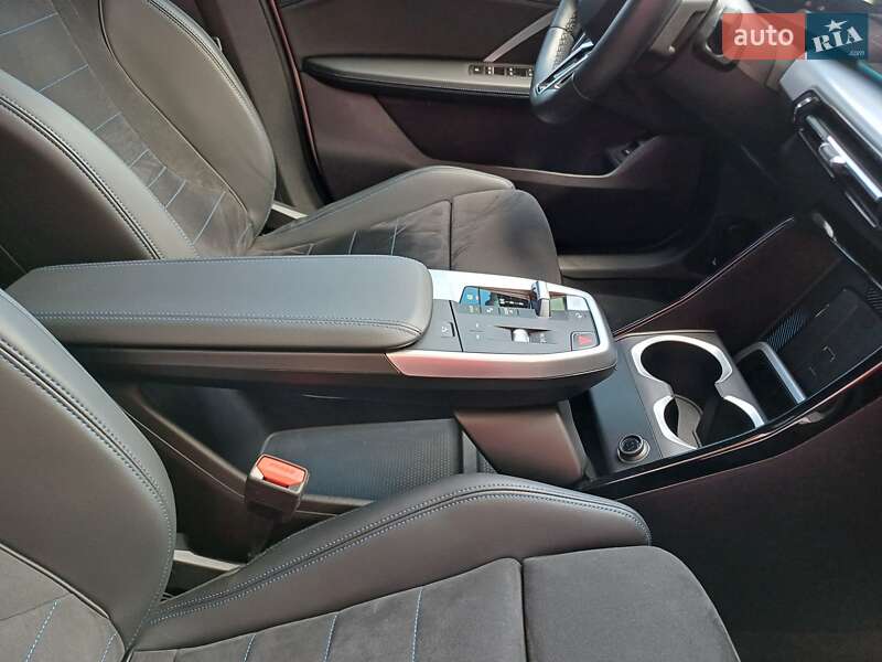 Позашляховик / Кросовер BMW iX1 2024 в Києві