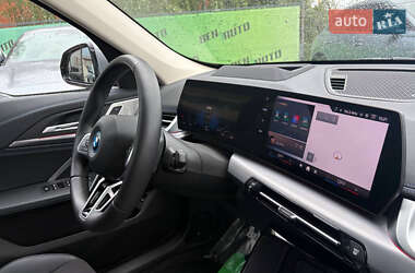 Внедорожник / Кроссовер BMW iX1 2023 в 