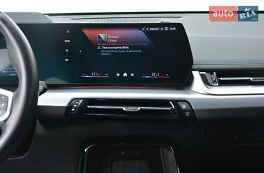 Внедорожник / Кроссовер BMW iX1 2024 в 