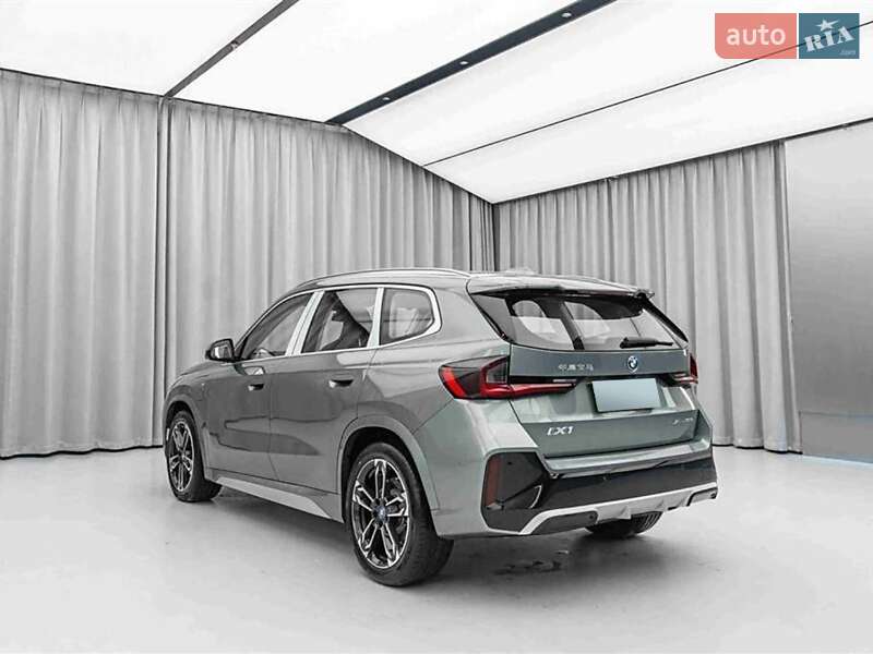 Внедорожник / Кроссовер BMW iX1 2023 в Киеве