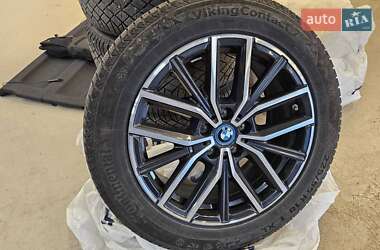 Внедорожник / Кроссовер BMW iX1 2023 в 