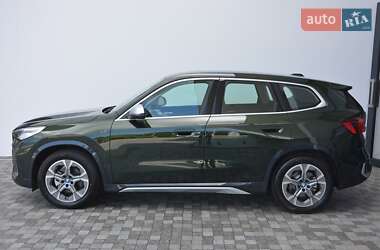 Внедорожник / Кроссовер BMW iX1 2024 в 