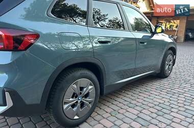 Внедорожник / Кроссовер BMW iX1 2024 в 