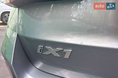 Внедорожник / Кроссовер BMW iX1 2023 в 