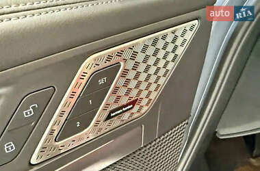 Внедорожник / Кроссовер BMW iX1 2024 в 