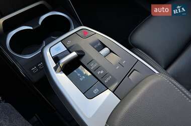 Внедорожник / Кроссовер BMW iX1 2023 в 