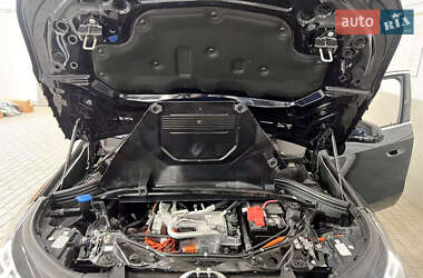 Внедорожник / Кроссовер BMW iX1 2023 в 