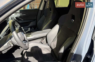 Внедорожник / Кроссовер BMW iX1 2023 в 