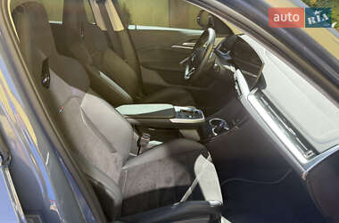 Внедорожник / Кроссовер BMW iX1 2023 в 