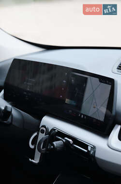 Внедорожник / Кроссовер BMW iX1 2023 в 