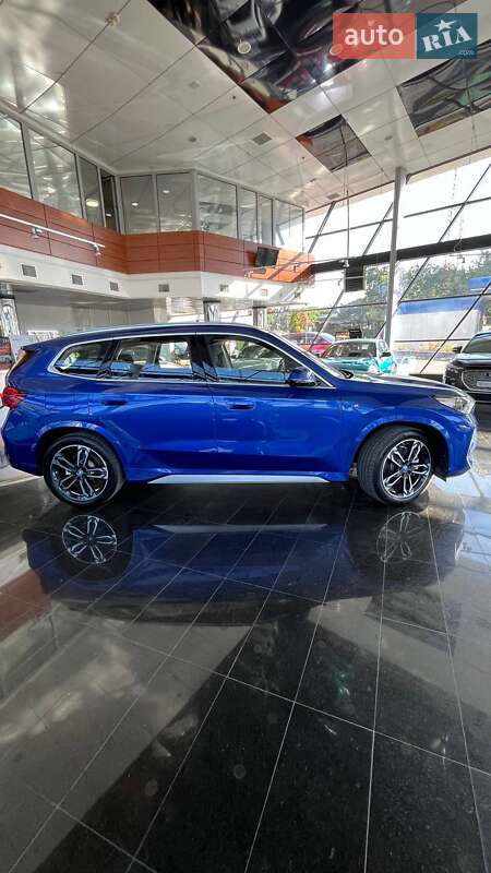 Позашляховик / Кросовер BMW iX1 2023 в Дніпрі