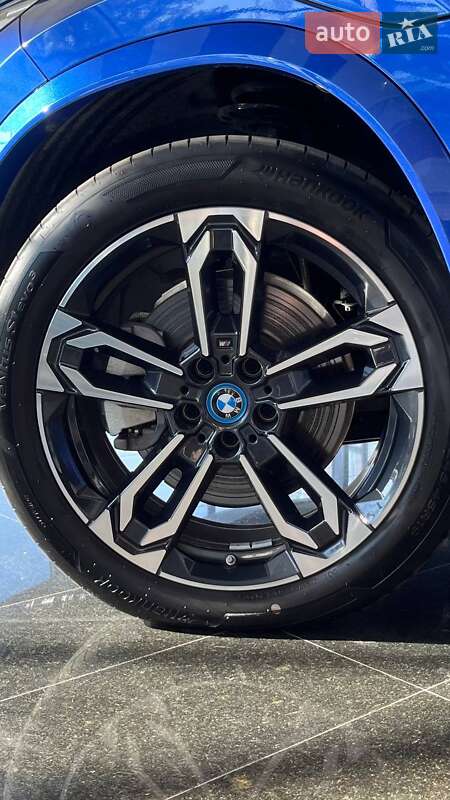 Позашляховик / Кросовер BMW iX1 2023 в Дніпрі