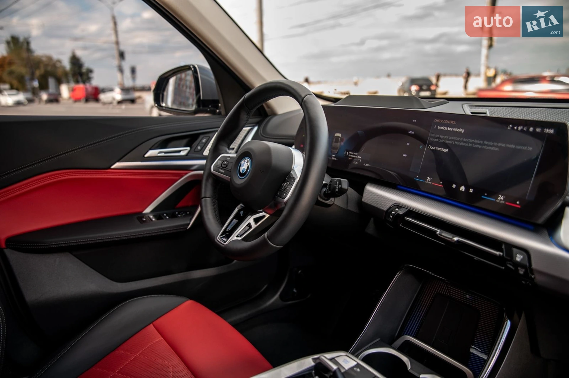 2023 BMW iX1 - мініатюра 19