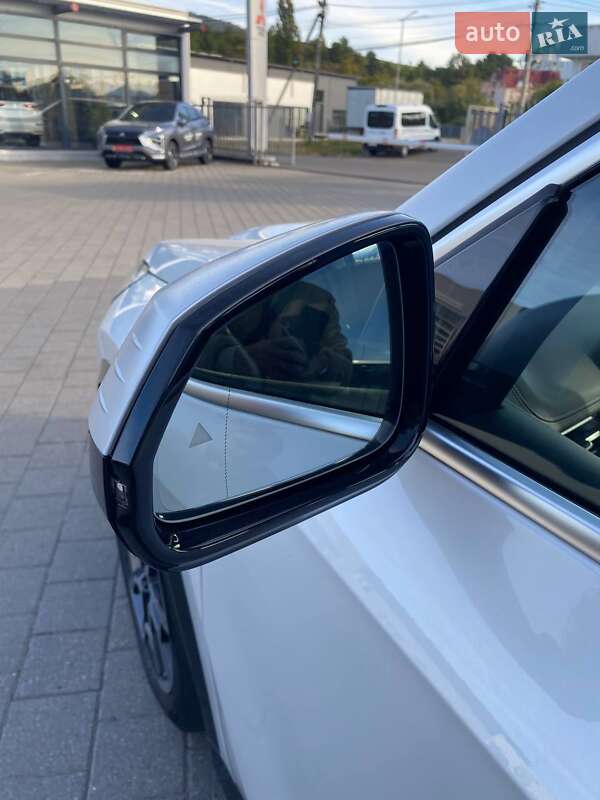 Внедорожник / Кроссовер BMW iX1 2023 в Мукачево