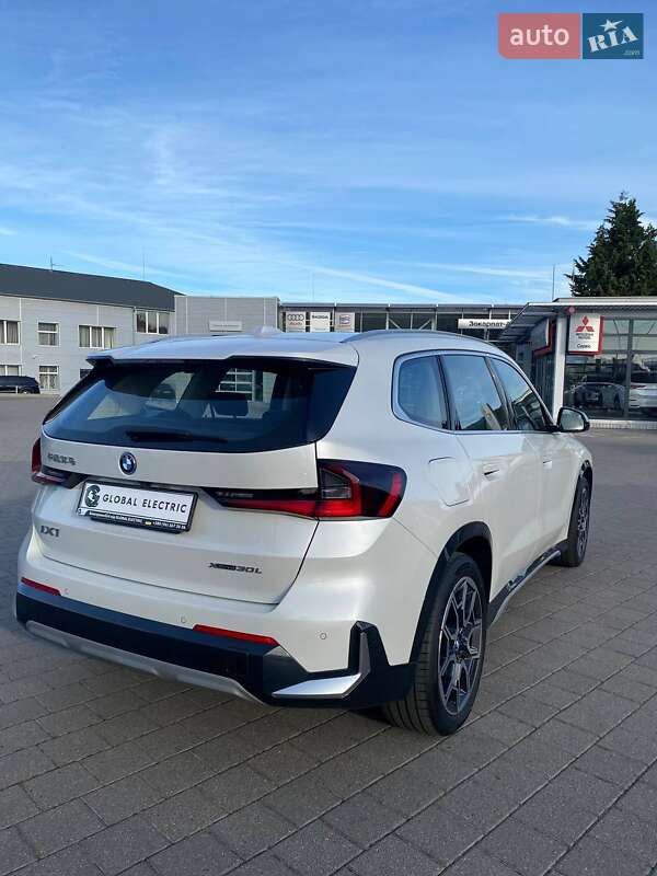 Внедорожник / Кроссовер BMW iX1 2023 в Мукачево