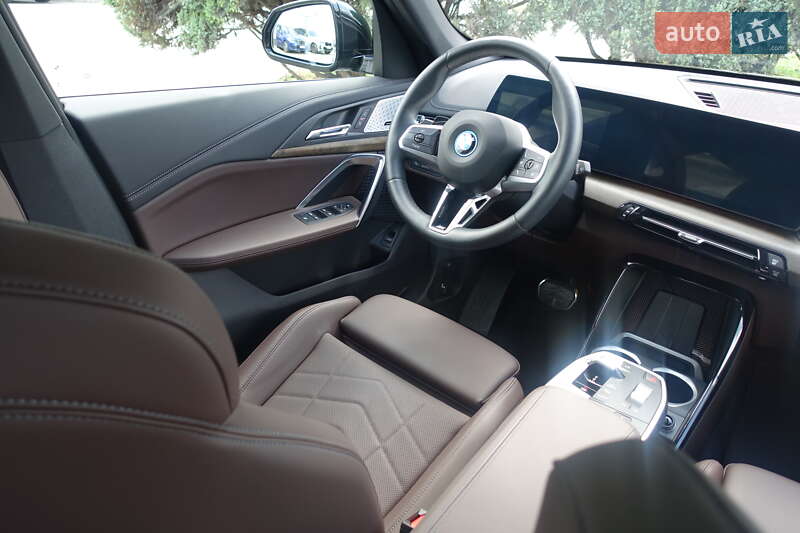 Позашляховик / Кросовер BMW iX1 2024 в Дніпрі