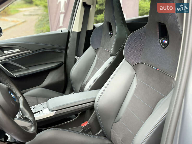 Позашляховик / Кросовер BMW iX1 2023 в Львові фото 15 Позашляховик / Кросовер BMW iX1 2023 в Львові