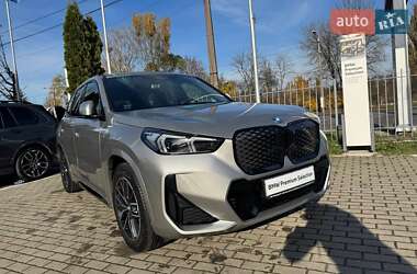 Внедорожник / Кроссовер BMW iX1 2024 в Житомире