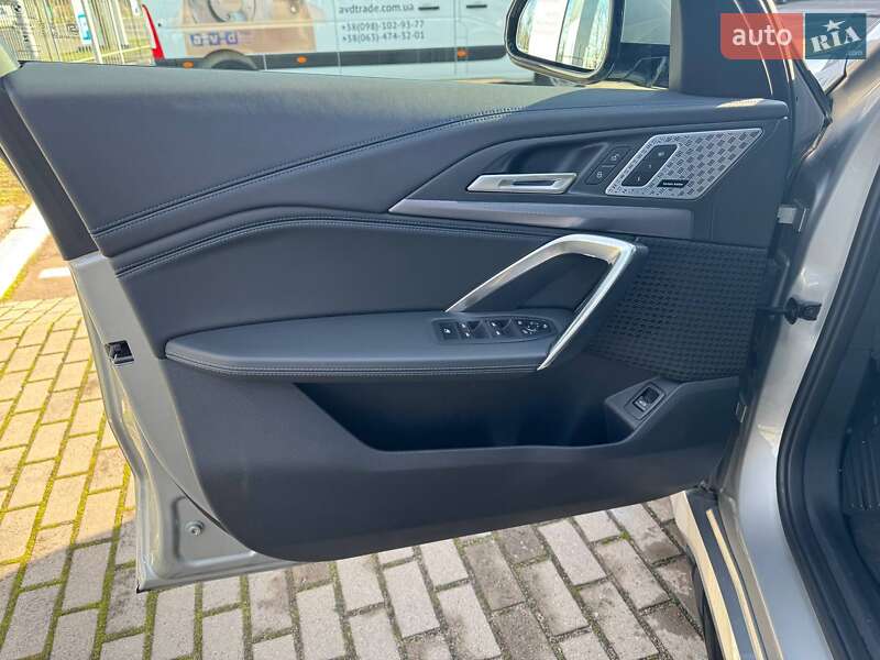 Позашляховик / Кросовер BMW iX1 2024 в Житомирі фото 17 Позашляховик / Кросовер BMW iX1 2024 в Житомирі