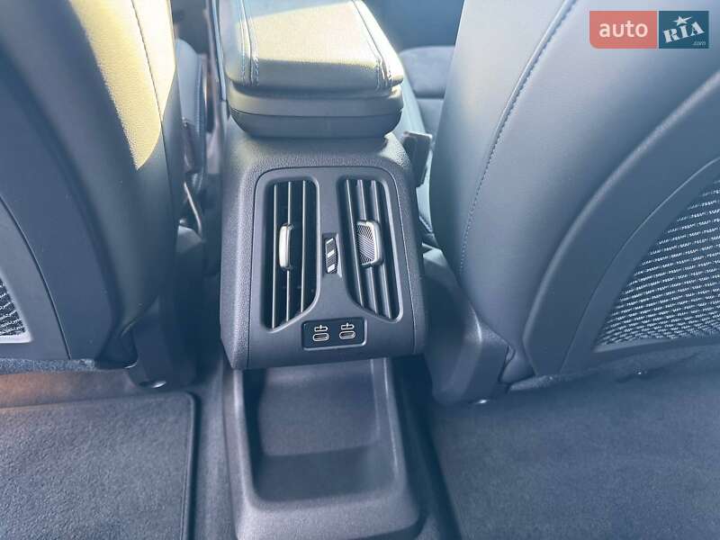 Позашляховик / Кросовер BMW iX1 2024 в Житомирі фото 33 Позашляховик / Кросовер BMW iX1 2024 в Житомирі