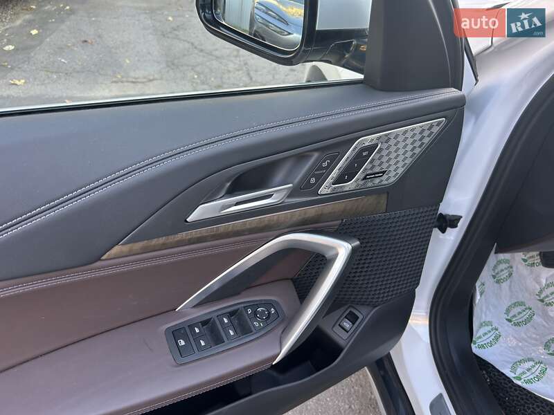 Позашляховик / Кросовер BMW iX1 2023 в Одесі