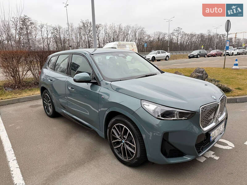Внедорожник / Кроссовер BMW iX1 2024 в Киеве