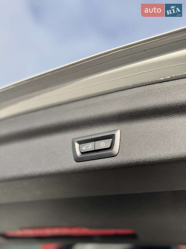 Позашляховик / Кросовер BMW iX1 2022 в Львові фото 25 Позашляховик / Кросовер BMW iX1 2022 в Львові