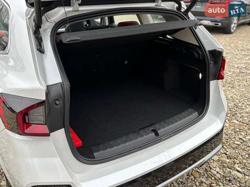 Позашляховик / Кросовер BMW iX1 2024 в Стрию фото 13 Позашляховик / Кросовер BMW iX1 2024 в Стрию