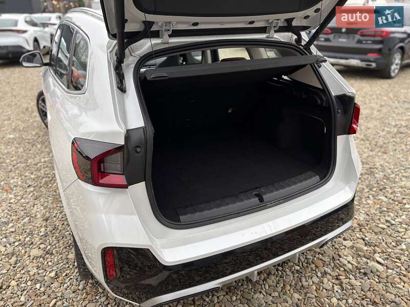 Позашляховик / Кросовер BMW iX1 2024 в Стрию фото 14 Позашляховик / Кросовер BMW iX1 2024 в Стрию