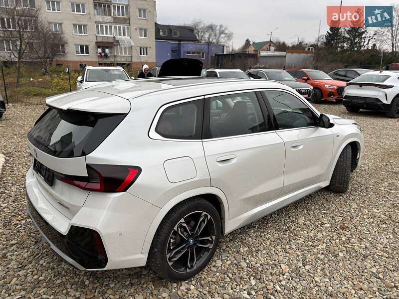 Позашляховик / Кросовер BMW iX1 2024 в Стрию фото 19 Позашляховик / Кросовер BMW iX1 2024 в Стрию