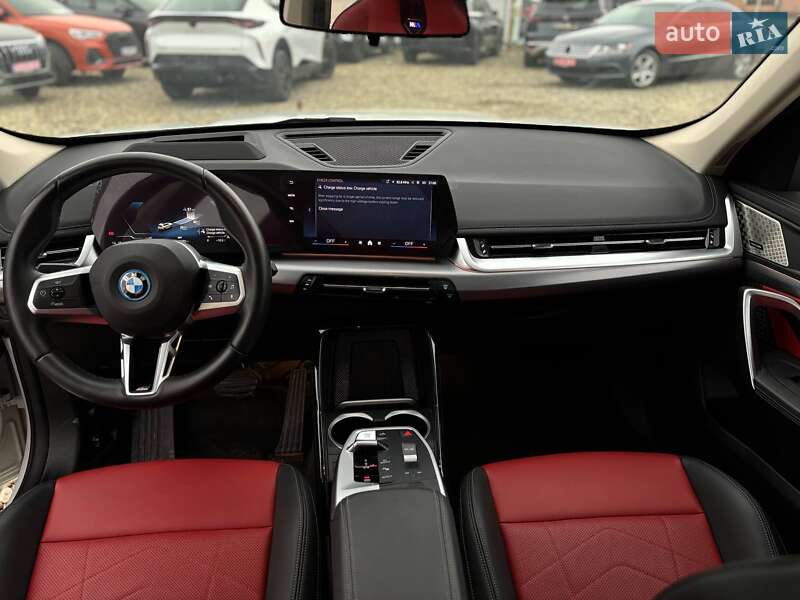 Позашляховик / Кросовер BMW iX1 2024 в Стрию фото 50 Позашляховик / Кросовер BMW iX1 2024 в Стрию
