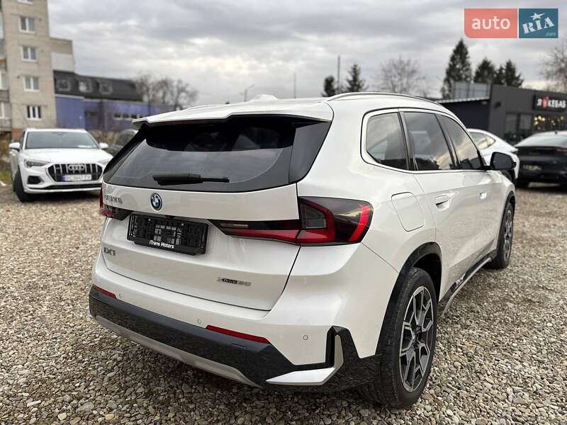 Позашляховик / Кросовер BMW iX1 2023 в Стрию
