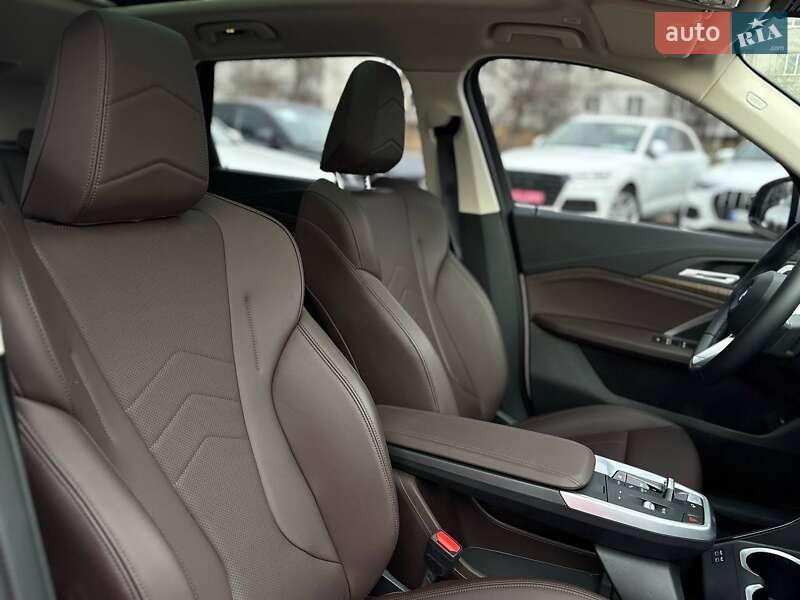 Позашляховик / Кросовер BMW iX1 2023 в Стрию