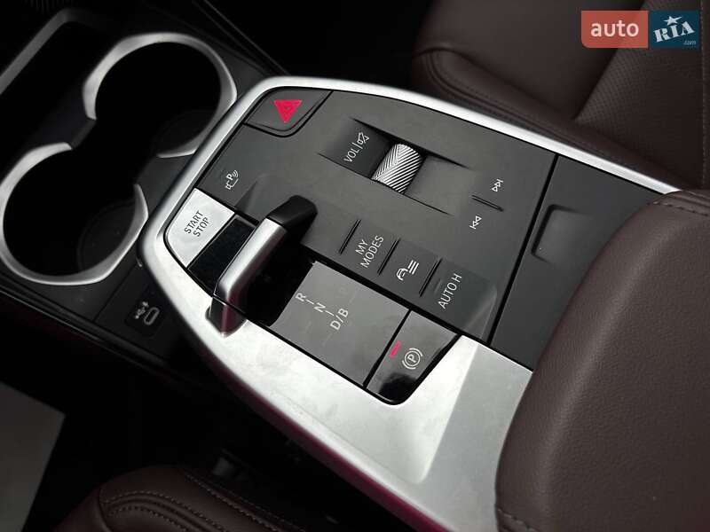 Позашляховик / Кросовер BMW iX1 2023 в Стрию