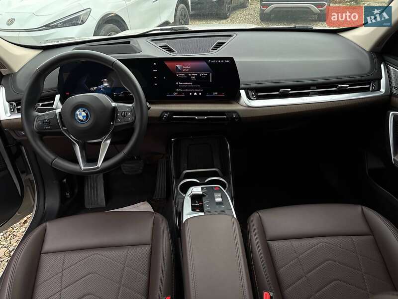 Позашляховик / Кросовер BMW iX1 2023 в Стрию