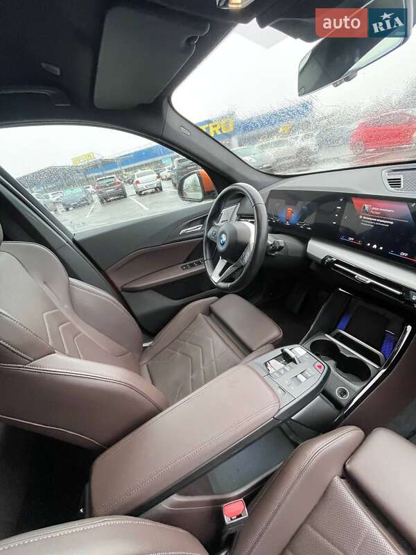 Внедорожник / Кроссовер BMW iX1 2024 в Киеве фото 15 Внедорожник / Кроссовер BMW iX1 2024 в Киеве