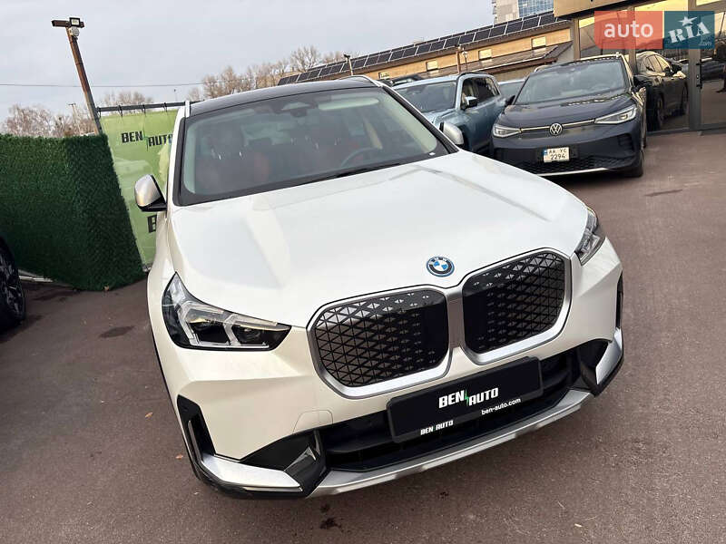 Внедорожник / Кроссовер BMW iX1 2023 в Киеве