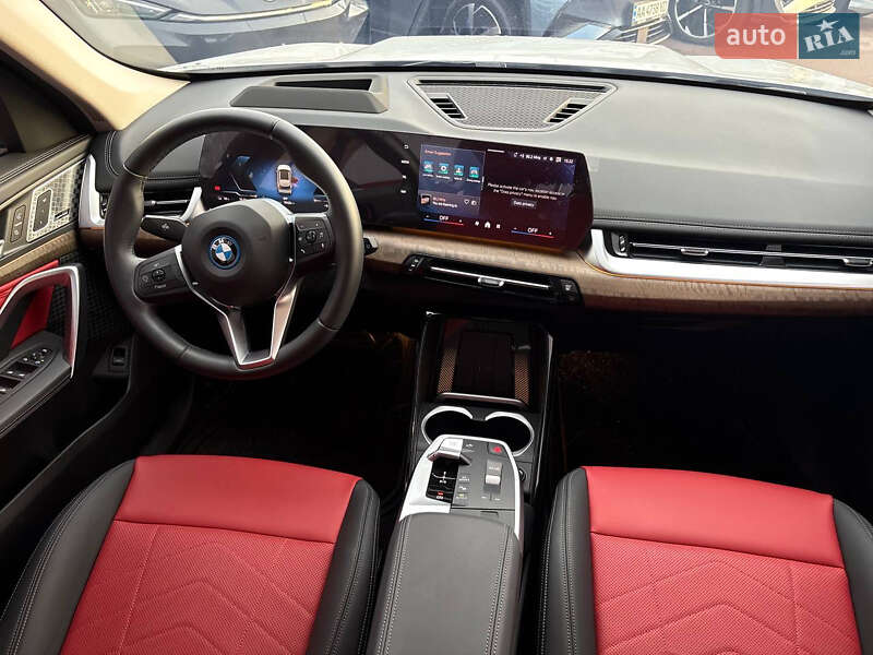 Внедорожник / Кроссовер BMW iX1 2023 в Киеве