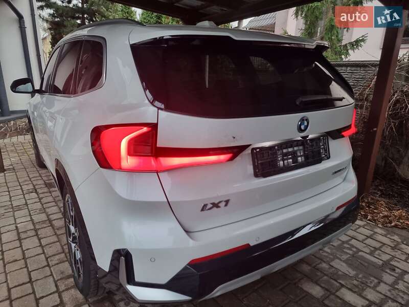 Позашляховик / Кросовер BMW iX1 2024 в Ірпені